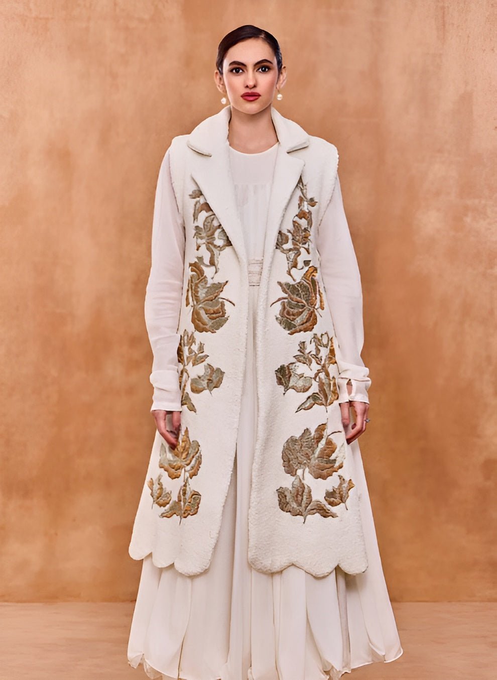 JENORIA CAPE SET - AMORE MIO BY HITU - MIRA Y MANO