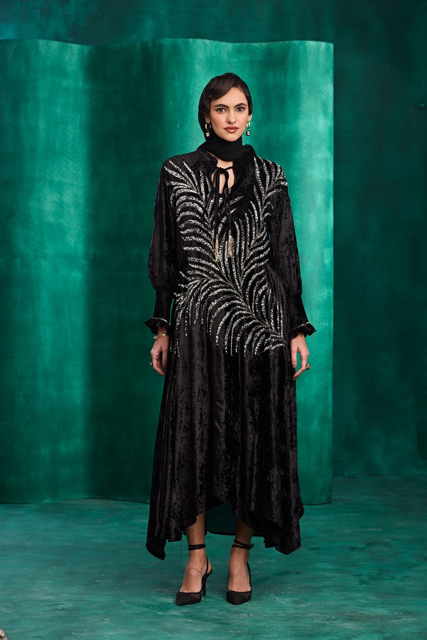 LAMEESAH JALABIAH - AMORE MIO BY HITU - MIRA Y MANO