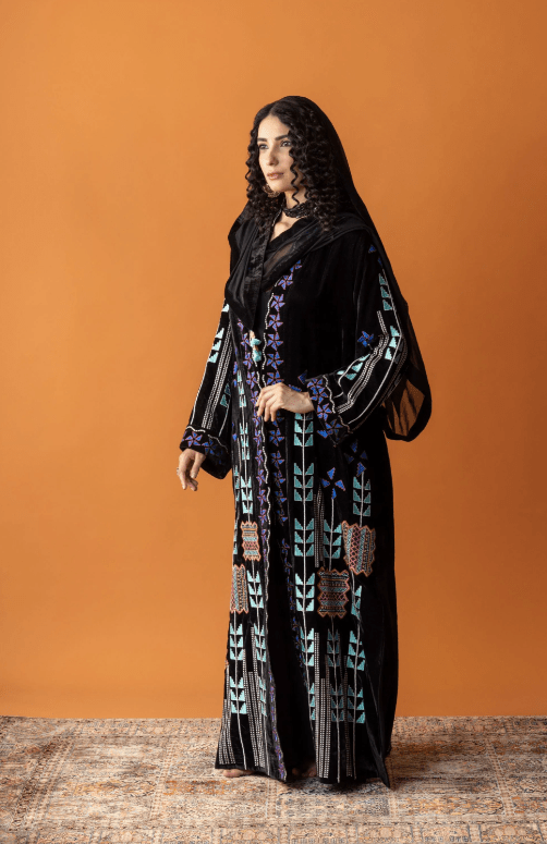 LAMIA ABAYA - AMORE MIO BY HITU - MIRA Y MANO