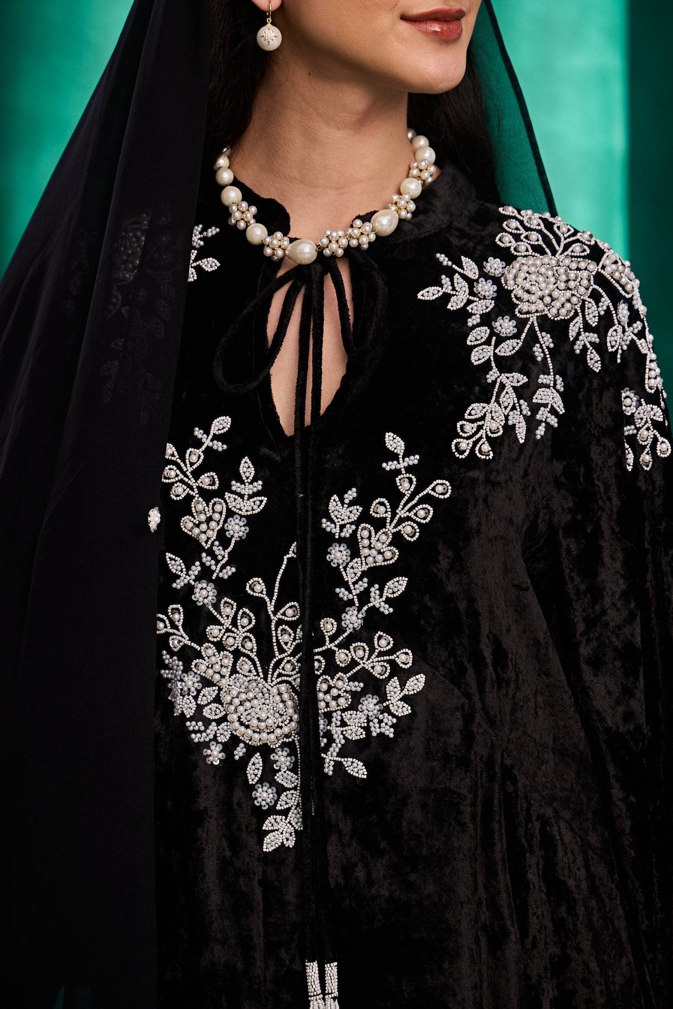 LN - 13 JALABIAH - AMORE MIO BY HITU - MIRA Y MANO