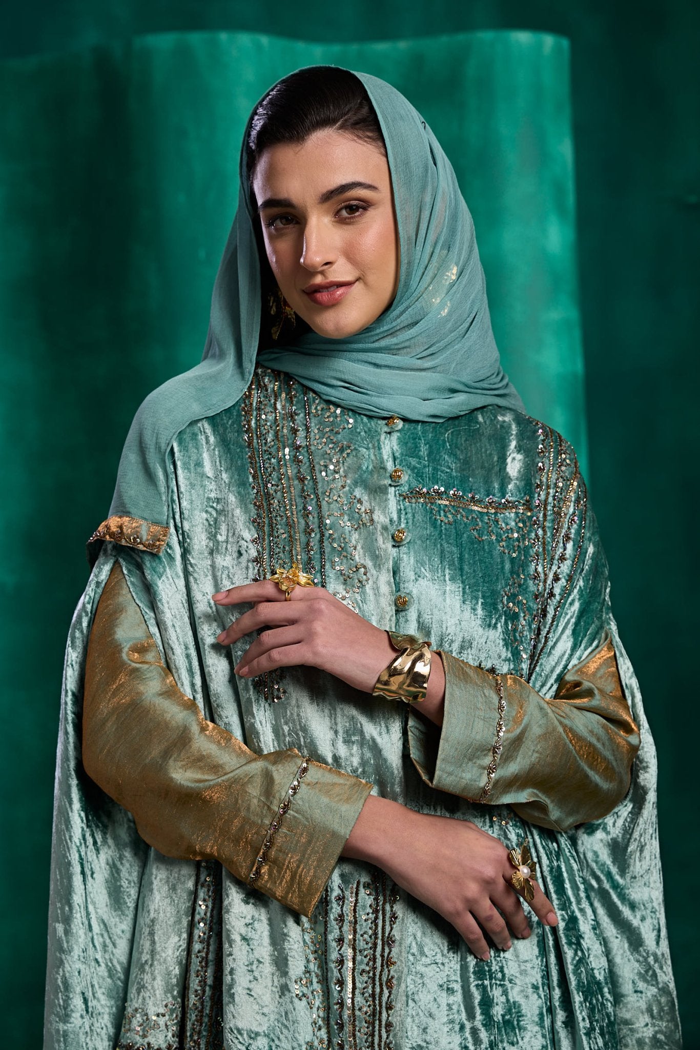 LN - 18 DRESS - AMORE MIO BY HITU - MIRA Y MANO