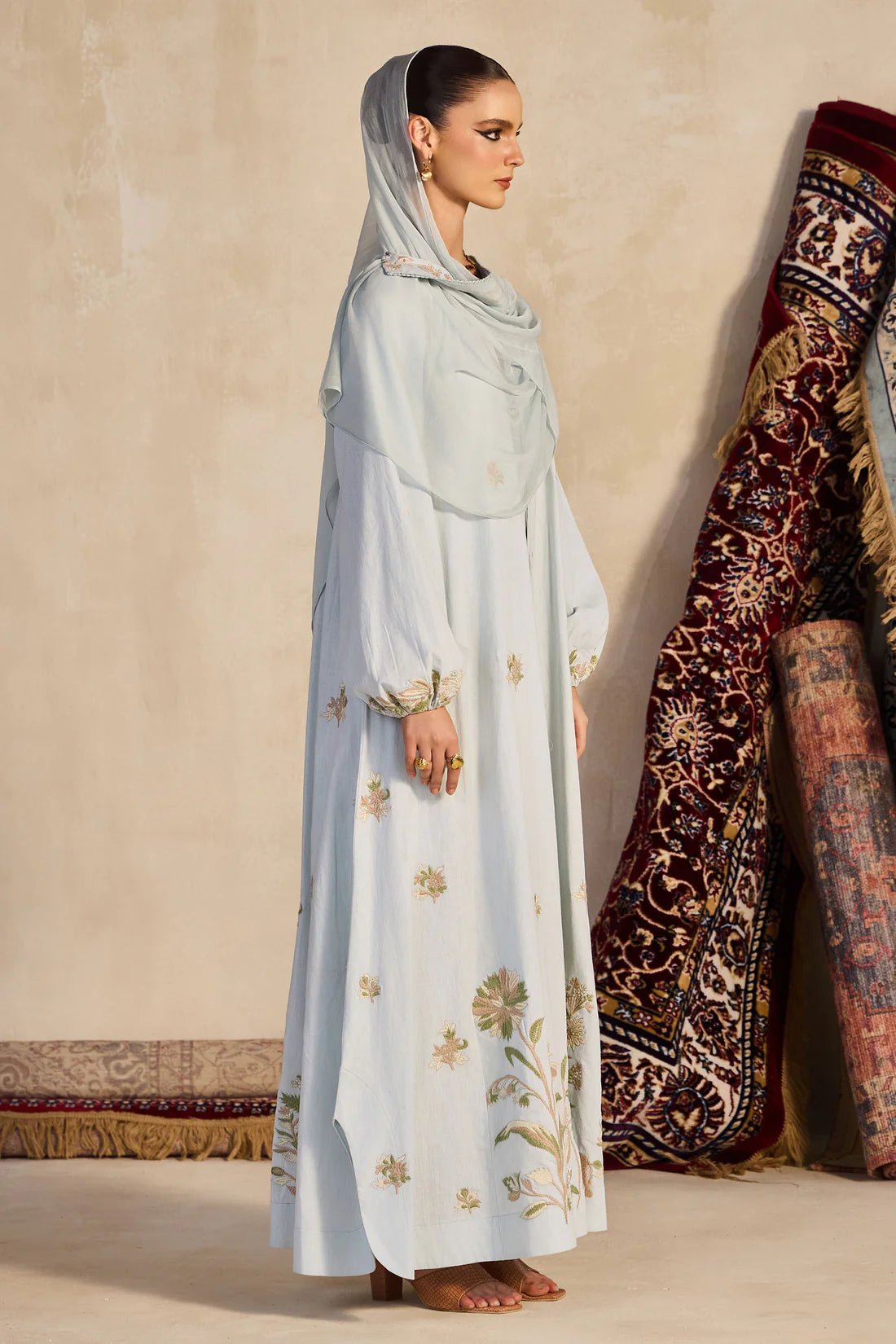 LUWAIRA JALABIAH - AMORE MIO BY HITU - MIRA Y MANO