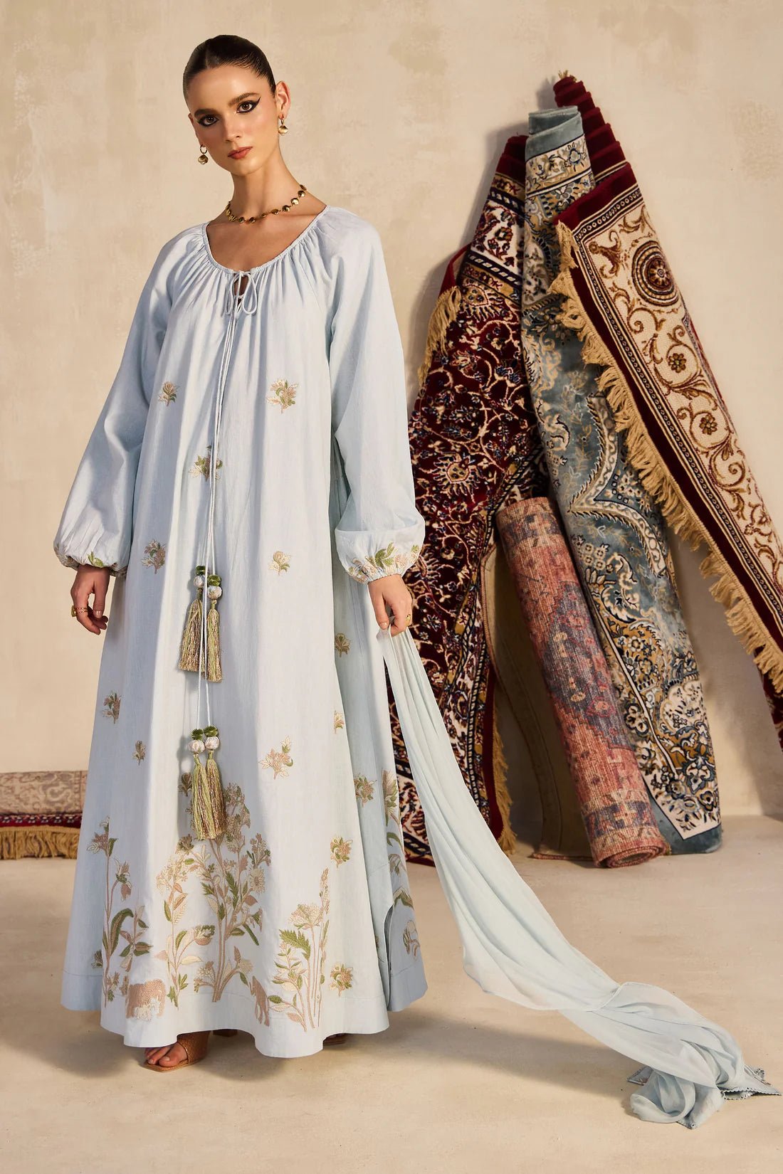 LUWAIRA JALABIAH - AMORE MIO BY HITU - MIRA Y MANO