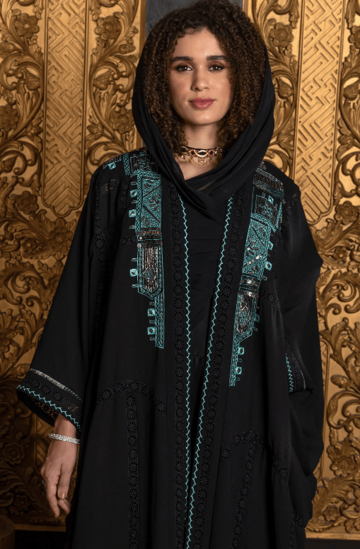 MAHRA - A ABAYA - AMORE MIO BY HITU - MIRA Y MANO