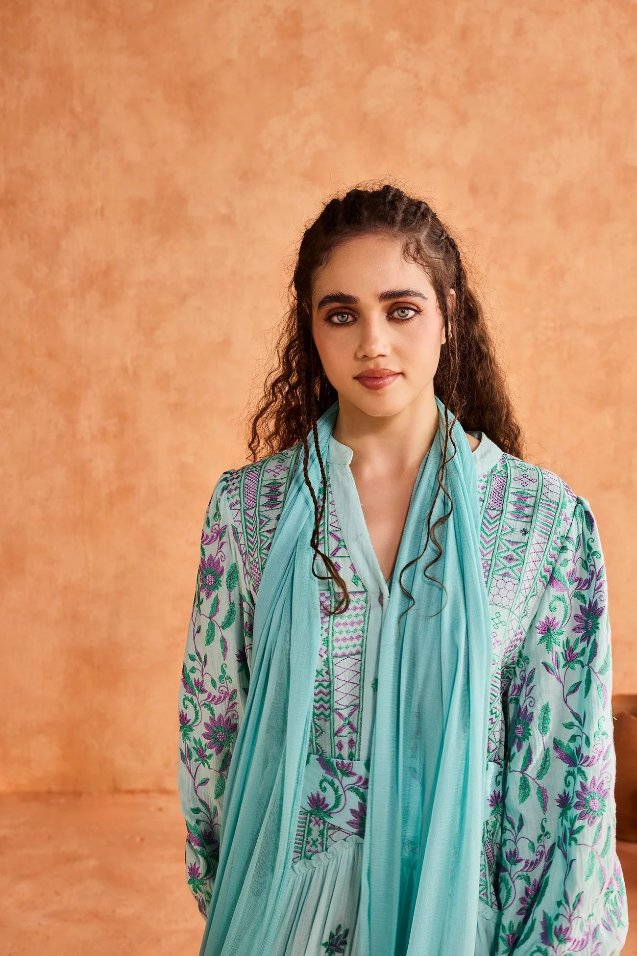 SABEEN KAFTAN - AMORE MIO BY HITU - MIRA Y MANO