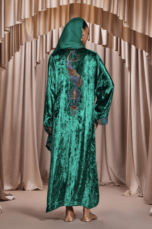 SABIHA JALABIAH - AMORE MIO BY HITU - MIRA Y MANO