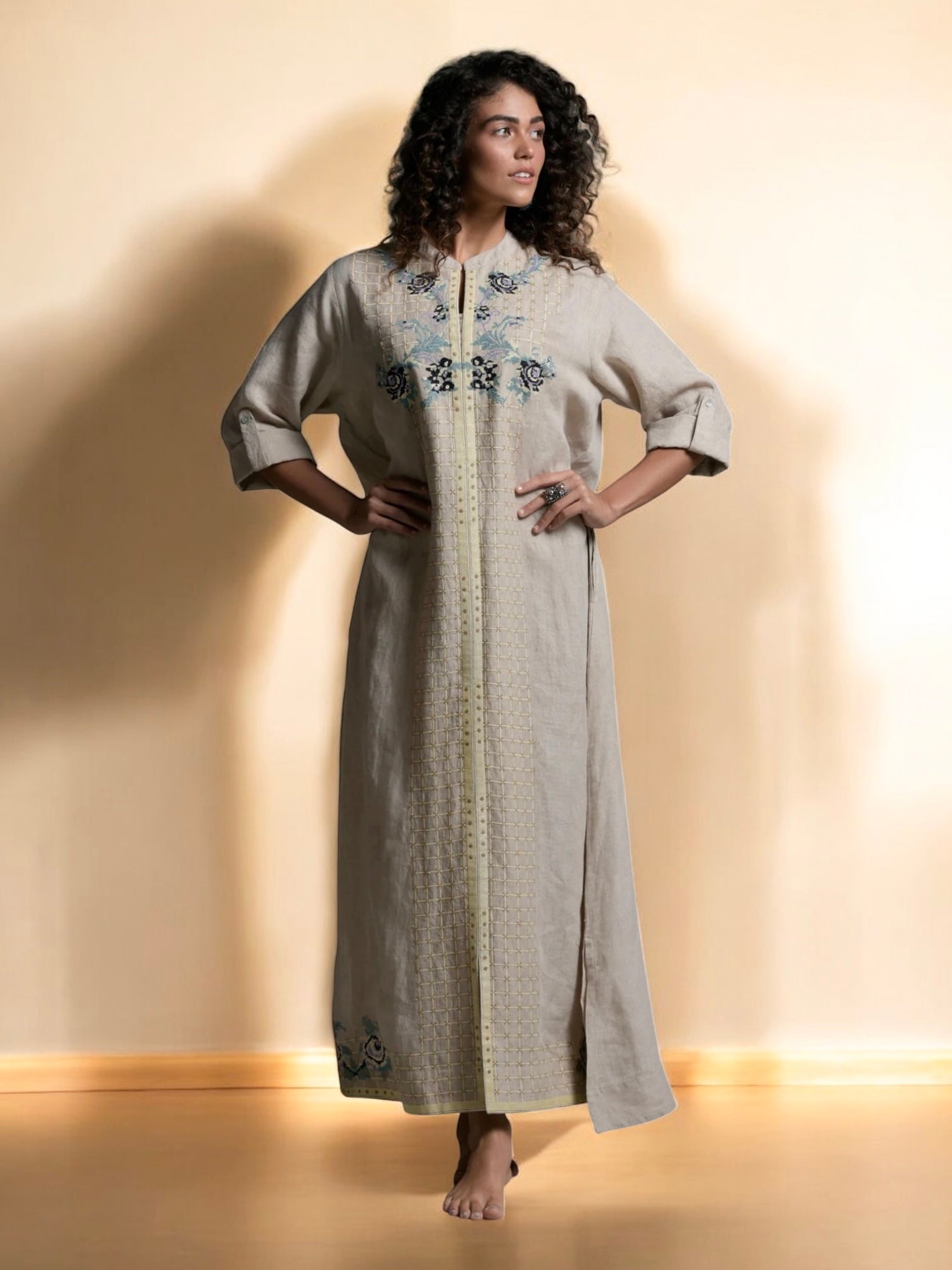 SHAZANA JALABIYA - AMORE MIO BY HITU - MIRA Y MANO