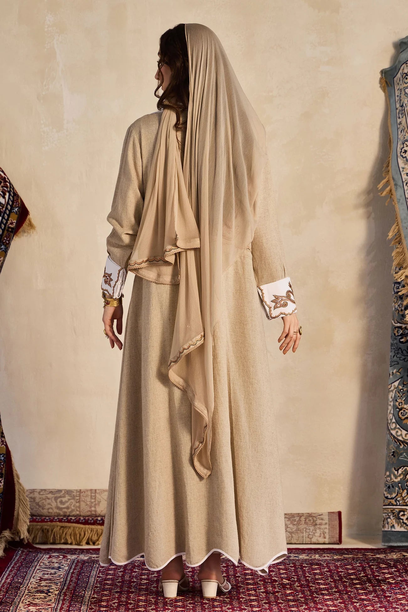 ZUBAIRA ABAYA SET - AMORE MIO BY HITU - MIRA Y MANO