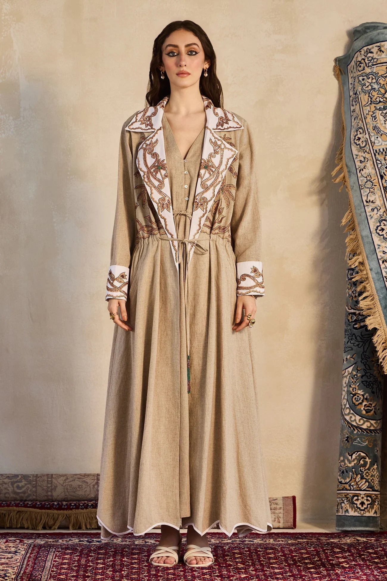 ZUBAIRA ABAYA SET - AMORE MIO BY HITU - MIRA Y MANO