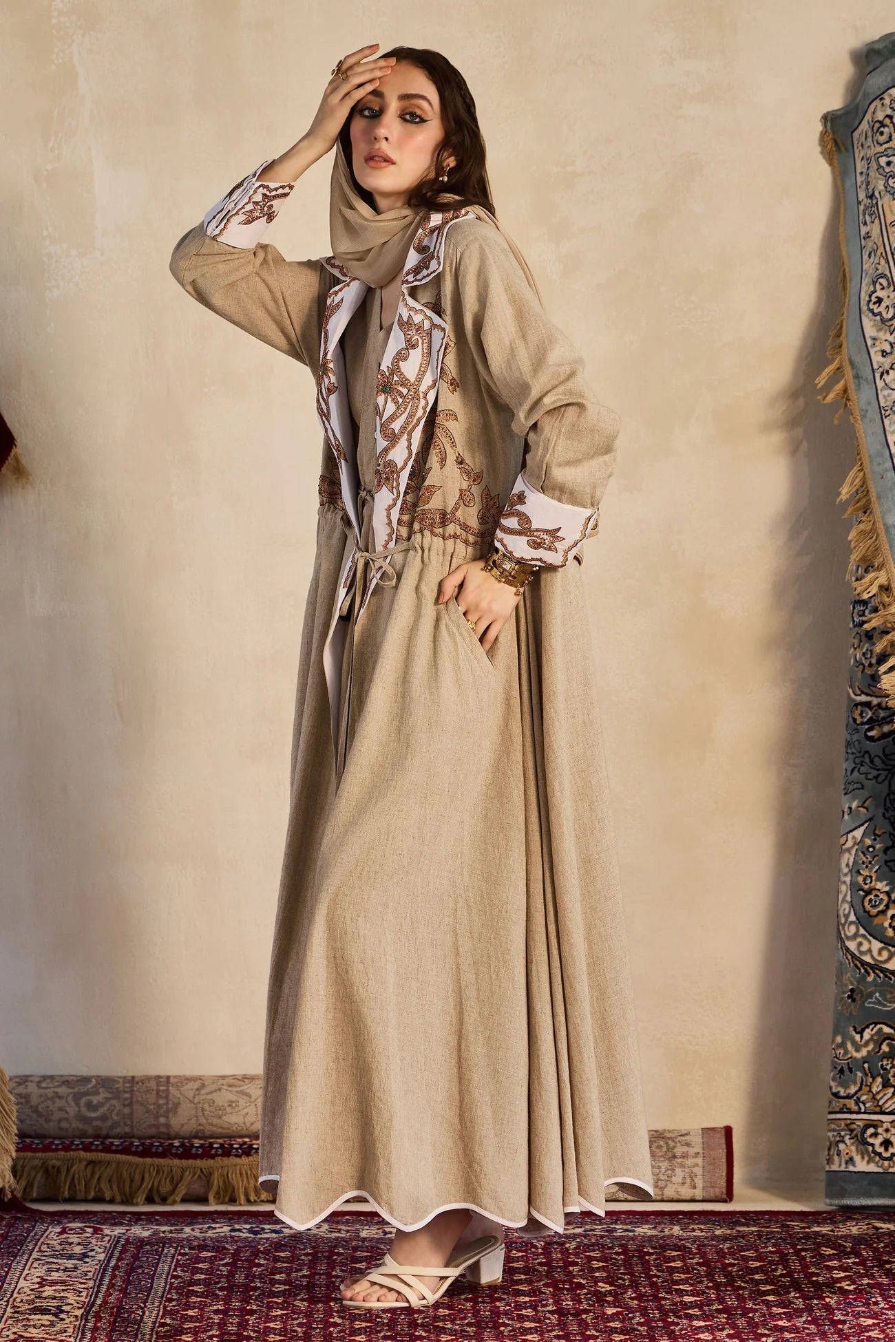 ZUBAIRA ABAYA SET - AMORE MIO BY HITU - MIRA Y MANO