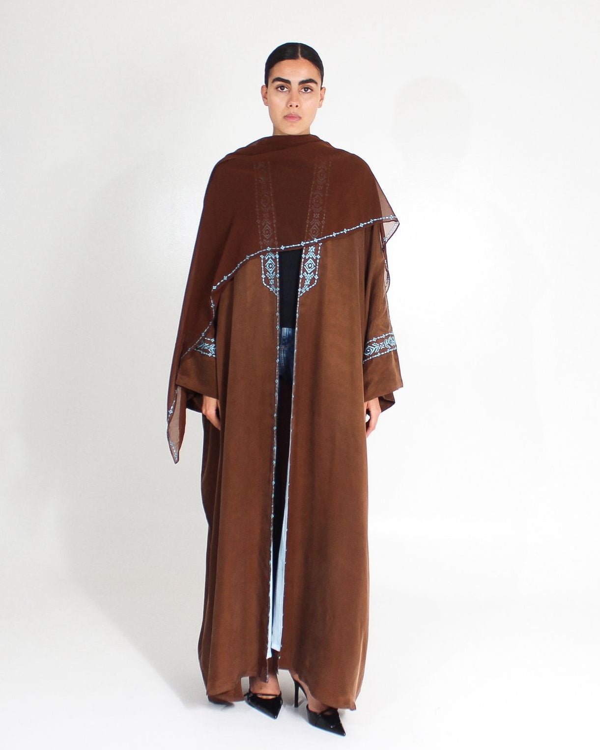 COBRA CAMEL SILK ABAYA - ASDAF LINE - MIRA Y MANO