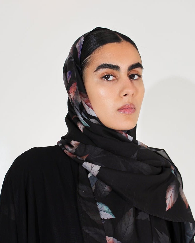 شيفون مبطّن بالرمادي – عباية شيفون سوداء – صورة المنتج 5