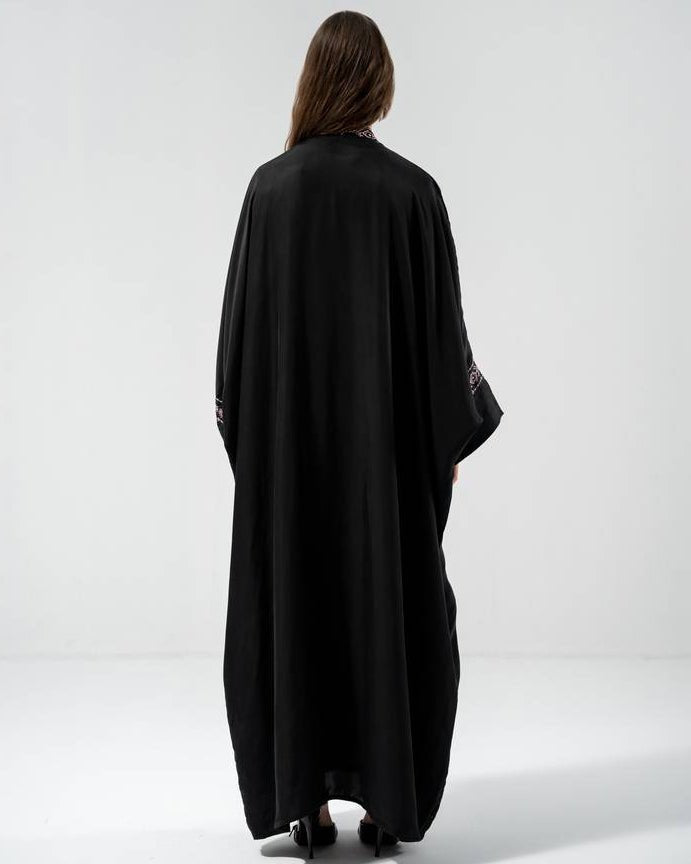 Pink Cobra Black Silk Abaya - ASDAF LINE - MIRA Y MANO