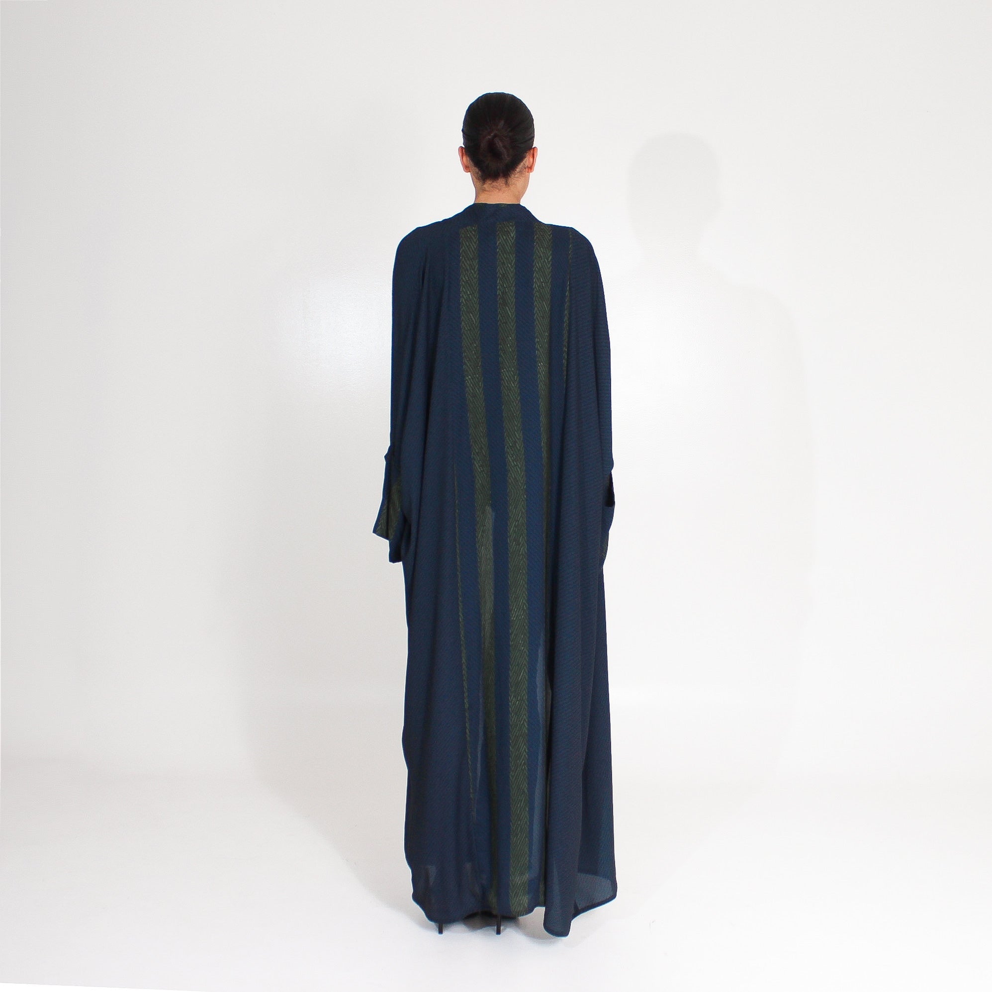 PRINTED STRIPED DESIGN - Navy Crepe Abaya - ASDAF LINE - MIRA Y MANO