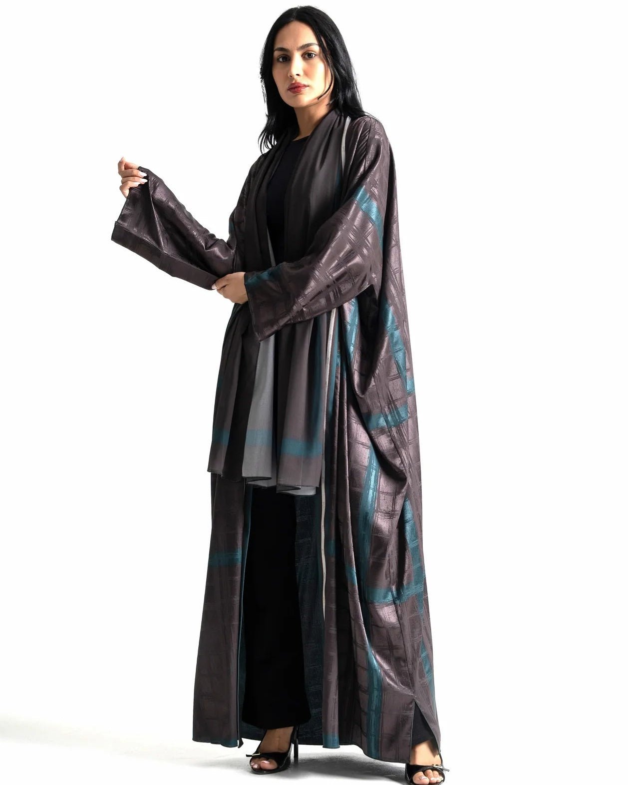A25-18 – Dark Grey Jacquard Abaya - ASL - MIRA Y MANO