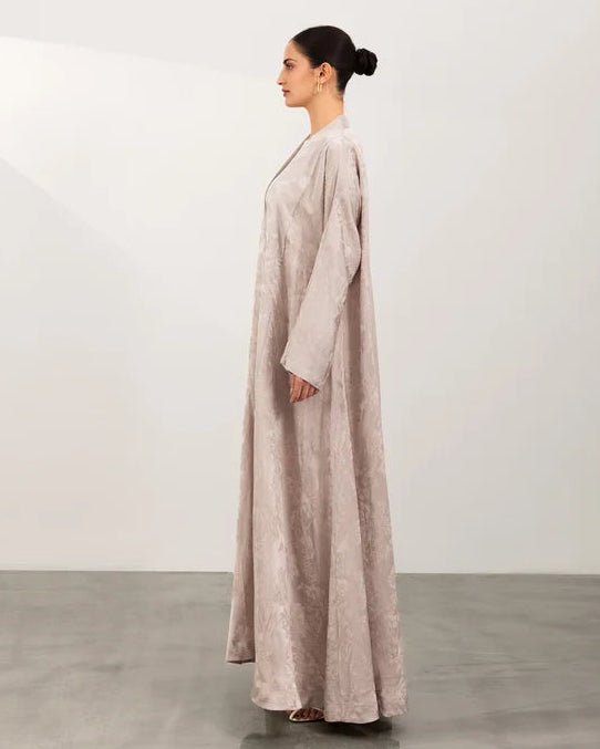 A26-17 - Beige Jacquard Abaya Set - ASL - MIRA Y MANO