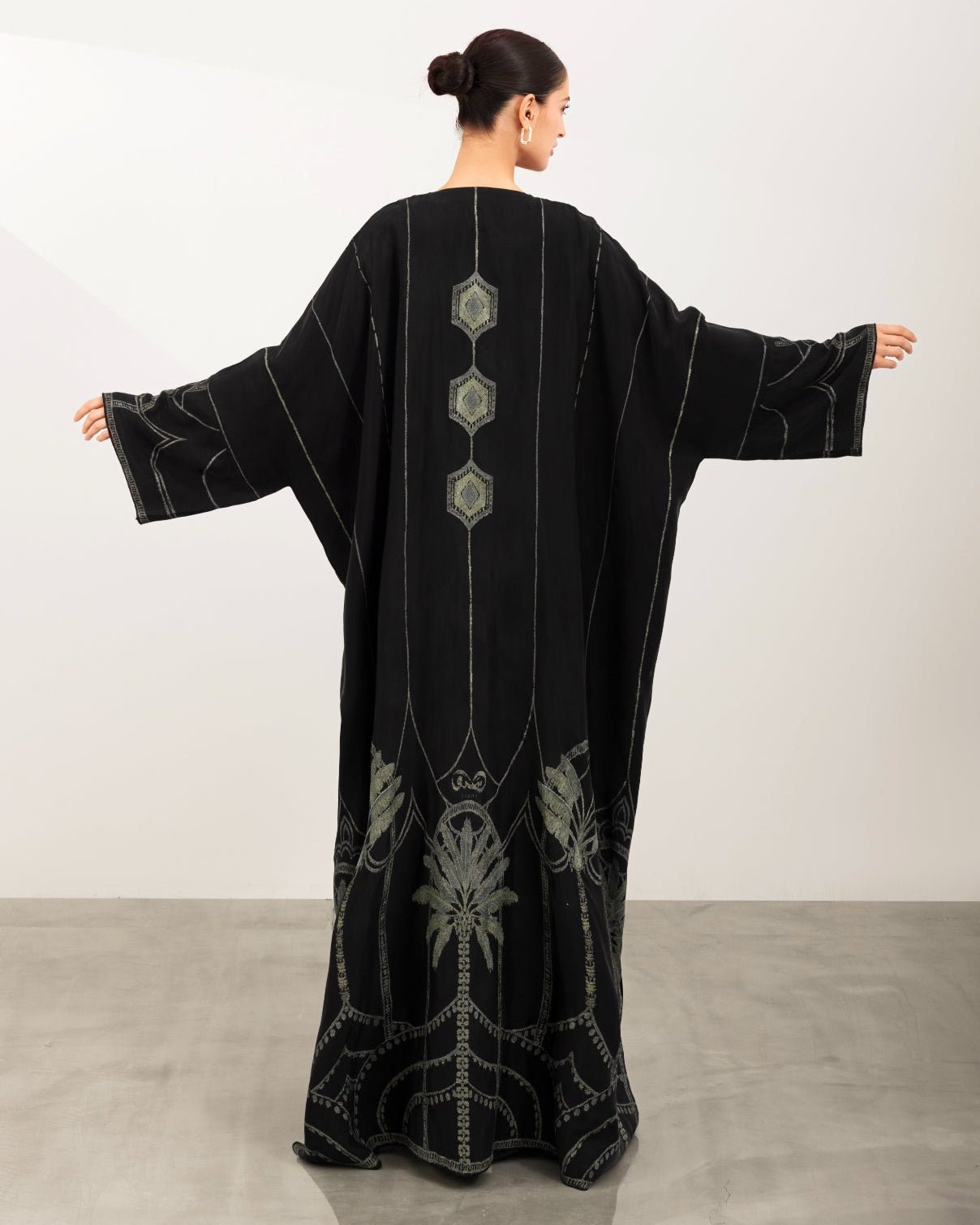 A26-20 ABAYA - ASL - MIRA Y MANO