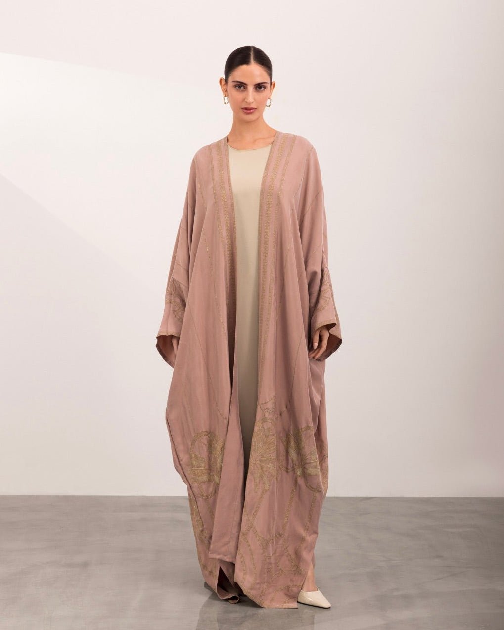 A26-21 – Light Pink Washed Silk Abaya - ASL - MIRA Y MANO