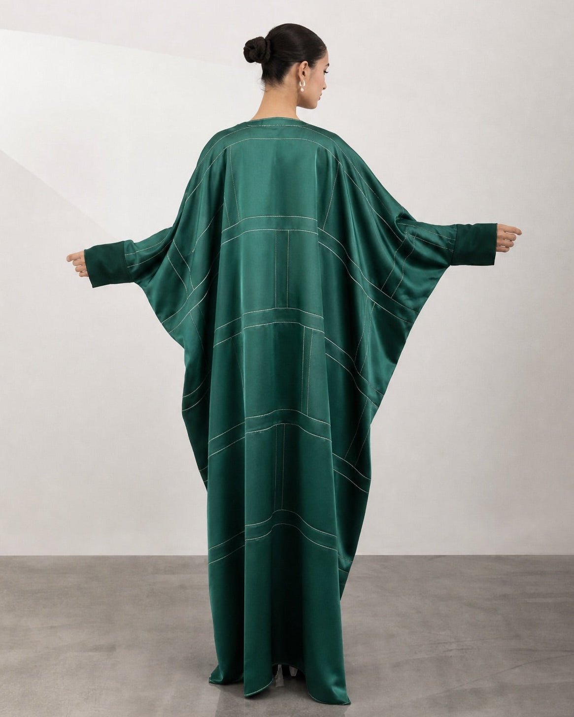 A26-25 G – Green Heavy Silk Abaya - ASL - MIRA Y MANO