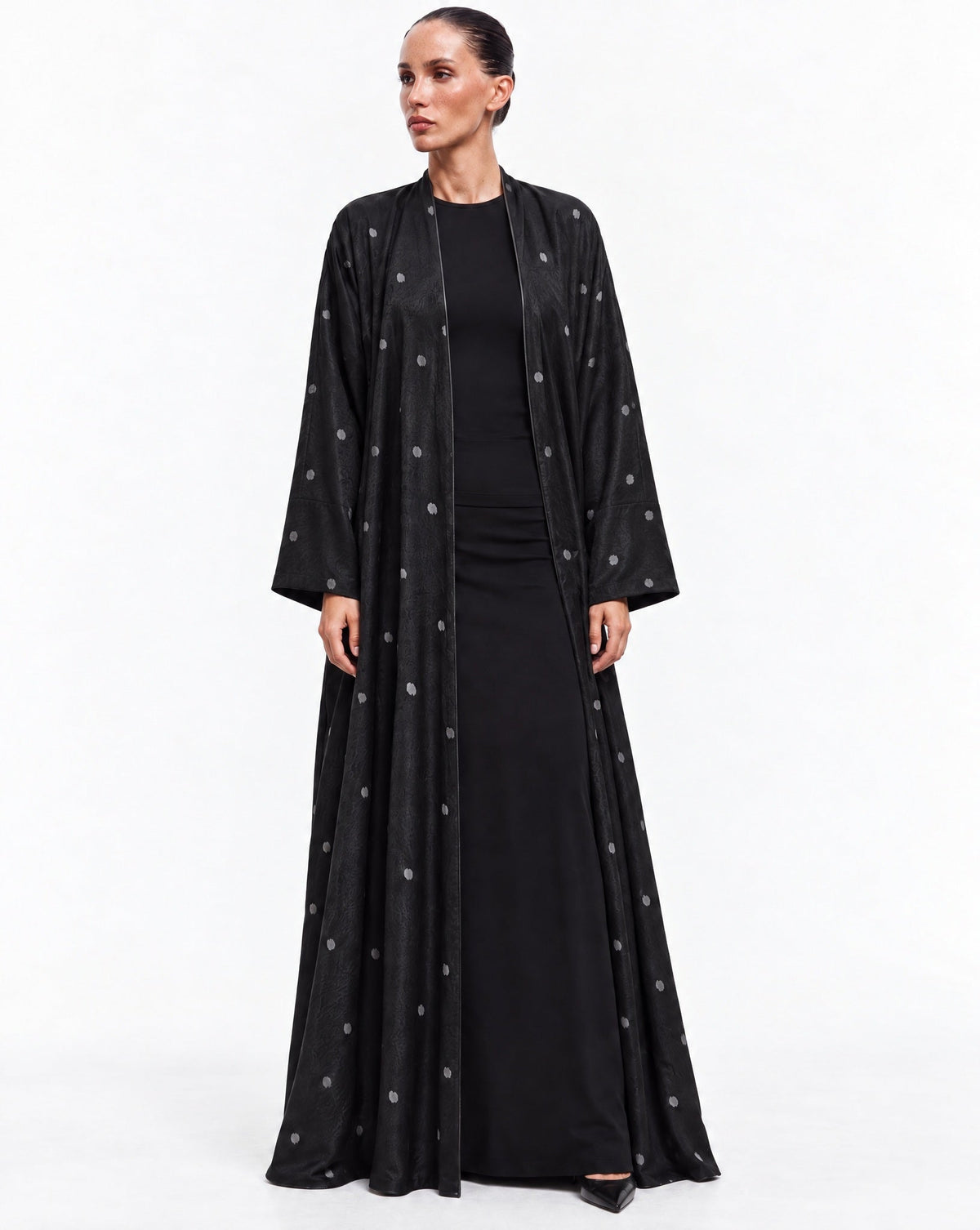 A26-29 - Black Silk Abaya - ASL - MIRA Y MANO