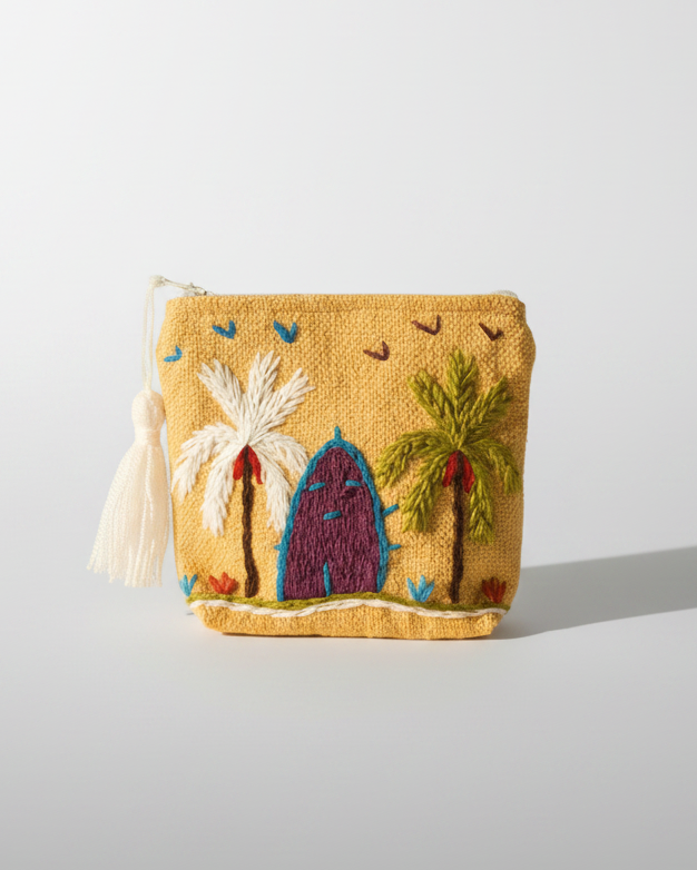 LISA - YE POUCH - BADDARA - MIRA Y MANO