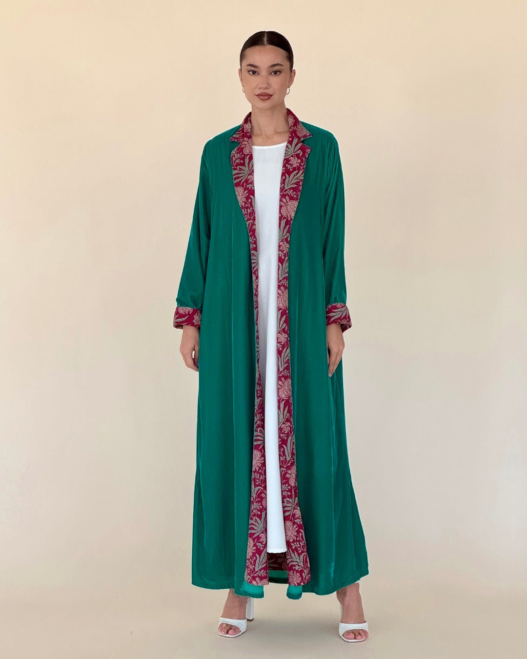 FW25A02 - G ABAYA - BAIT ALDANTELLE - MIRA Y MANO