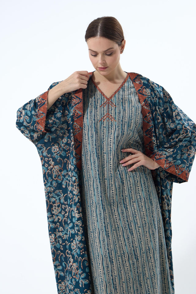 RE25J01C - BLUE KAFTAN - BAIT ALDANTELLE - MIRA Y MANO