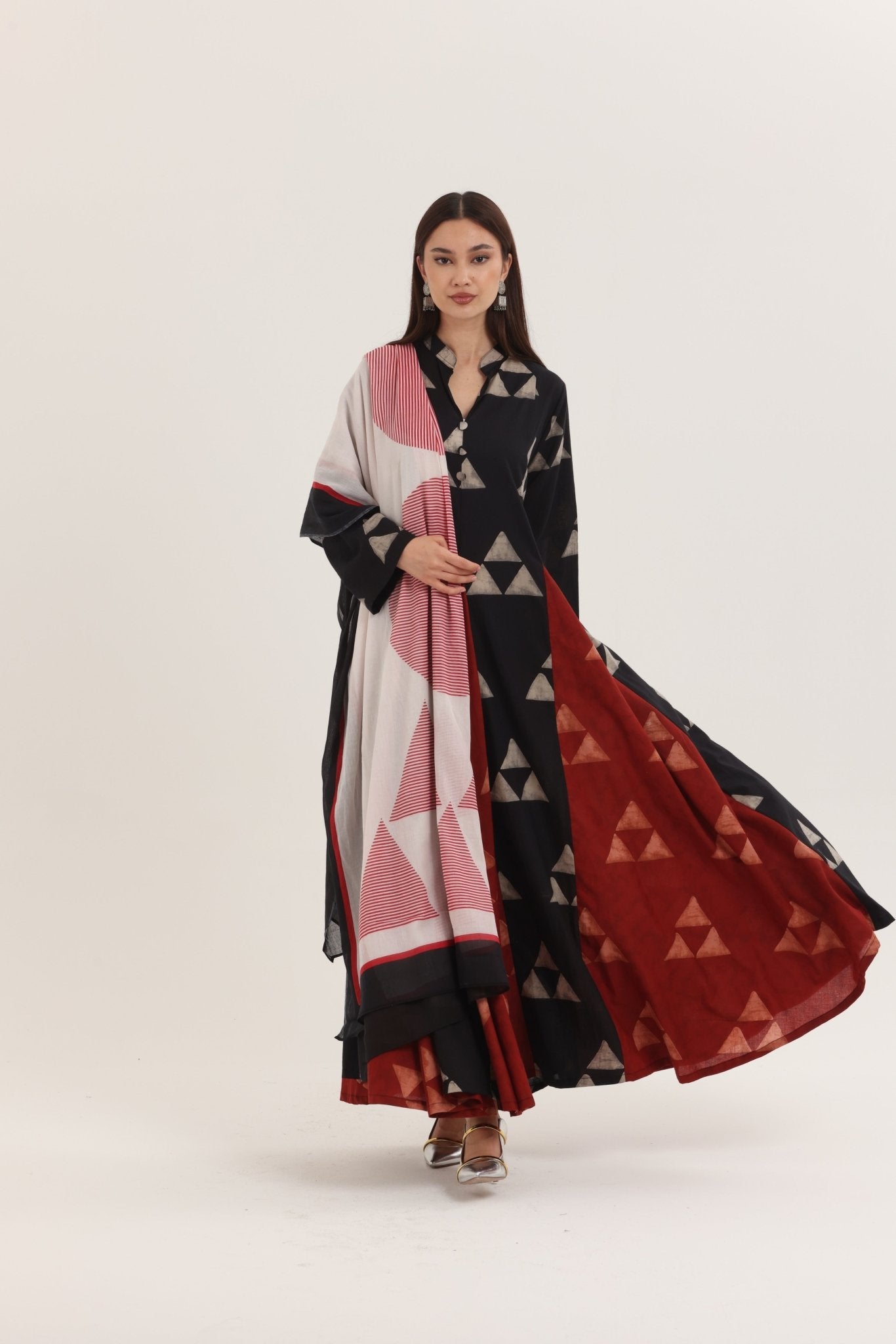 RE26 - J01 JALABIAH - BAIT ALDANTELLE - MIRA Y MANO