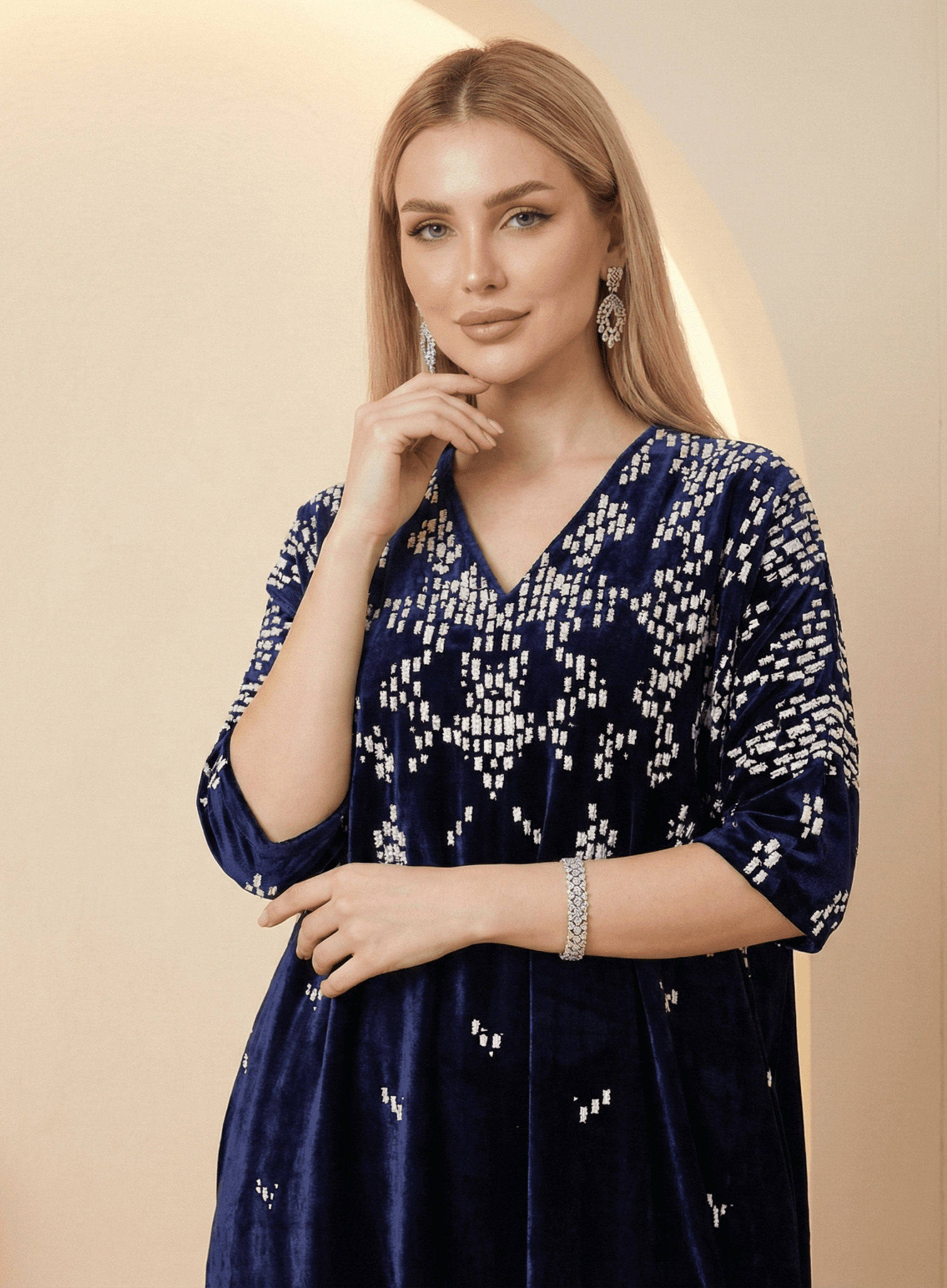 721 - SB - I67 JALABIAH - BEENAS - MIRA Y MANO