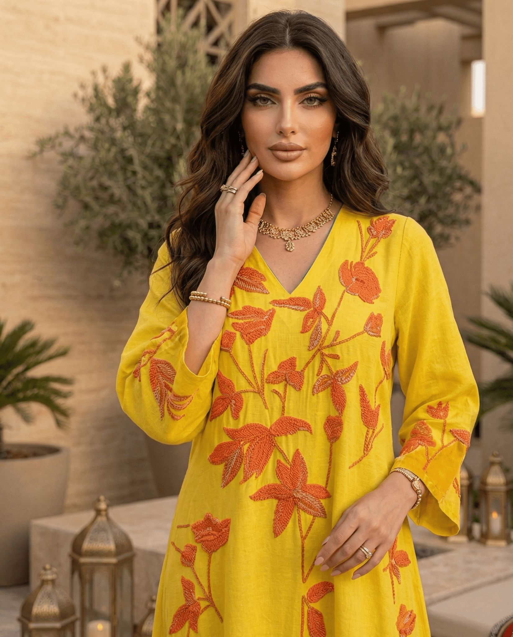 SB - I - 17A JALABIAH - BEENAS - MIRA Y MANO