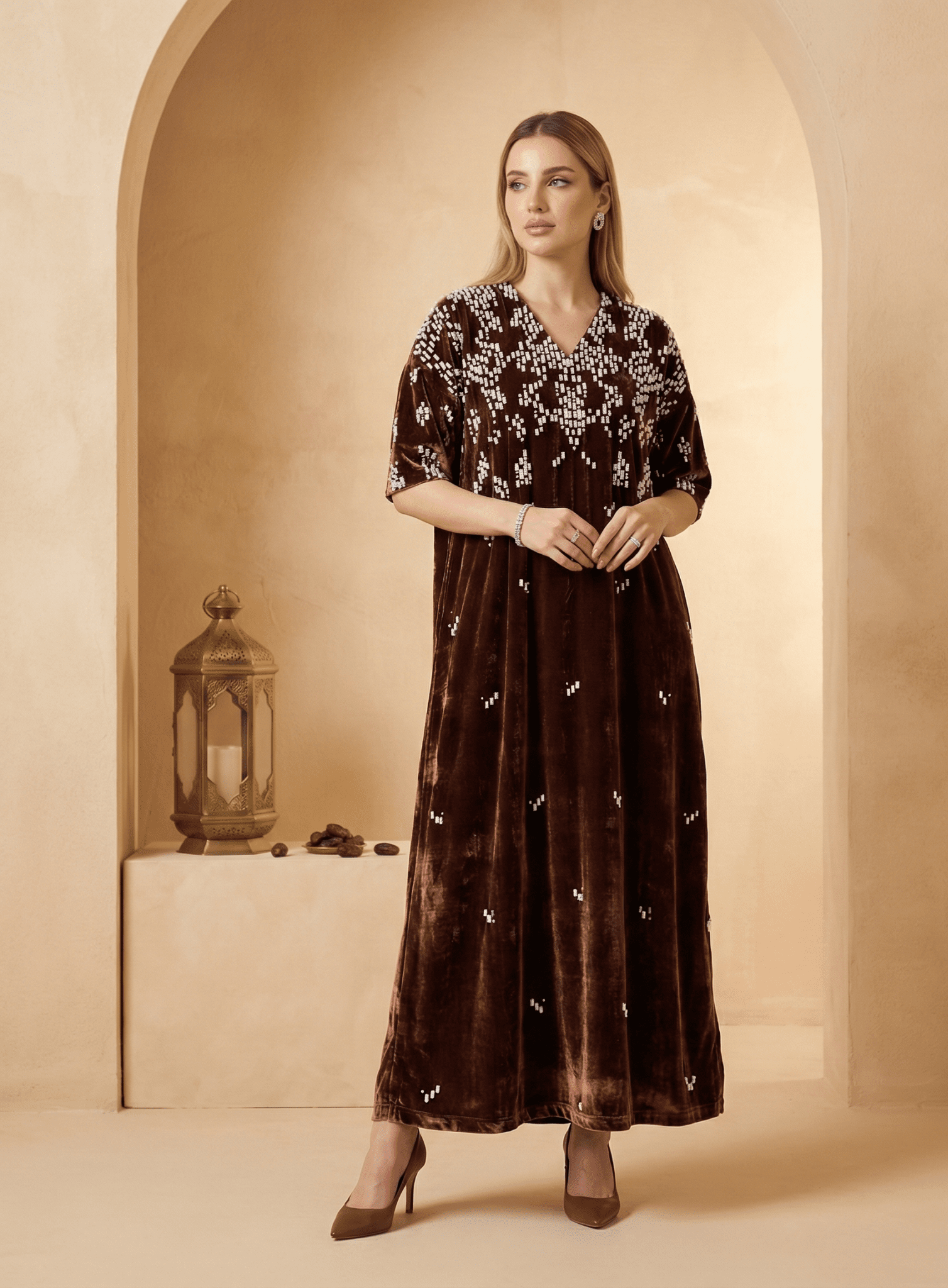 SB - I67 JALABIAH - BEENAS - MIRA Y MANO