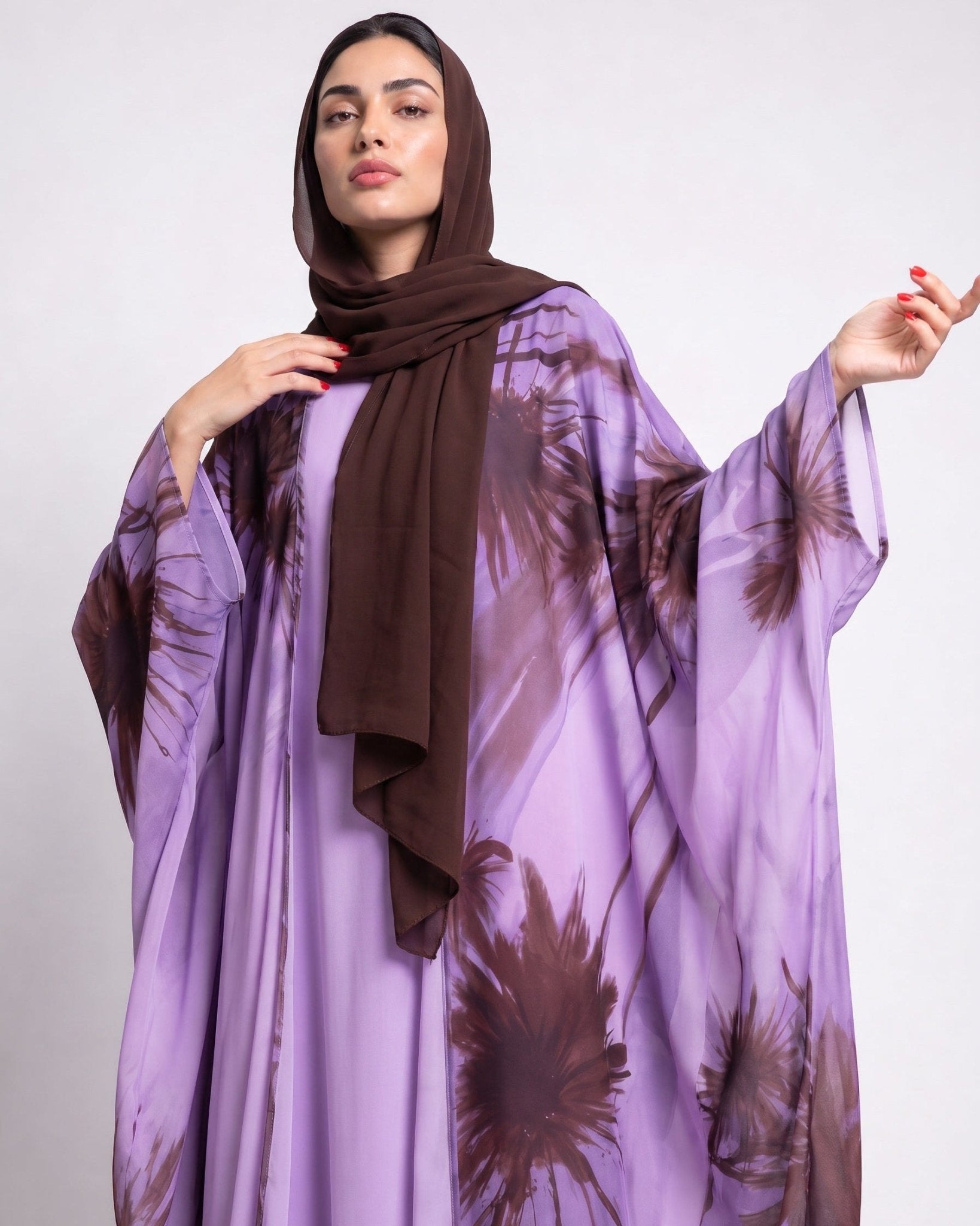 BA010PR1 ABAYA - BY AFRAA - MIRA Y MANO