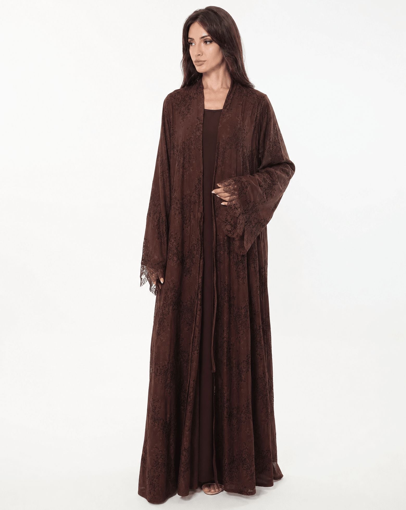 BROWN MIDNIGHT LACE ABAYA - BY NOUF - MIRA Y MANO