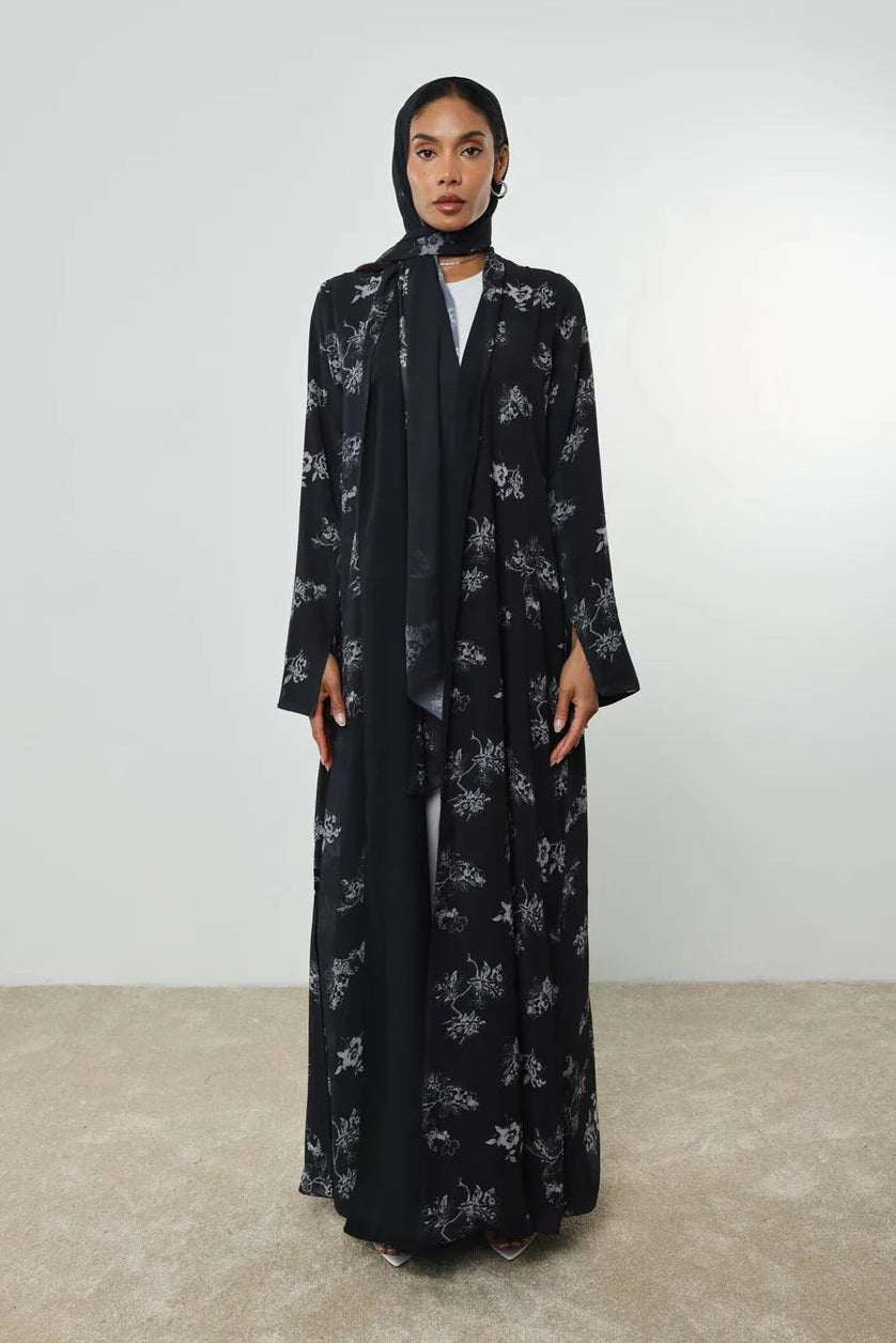 LILIUM ABAYA - BY NOUF - MIRA Y MANO