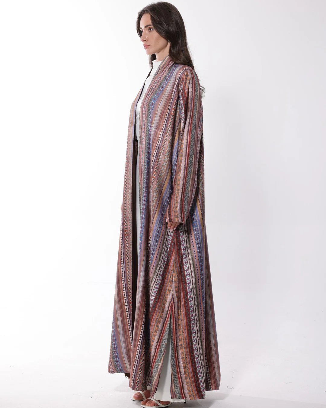 NAELLE ABAYA - BY NOUF - MIRA Y MANO