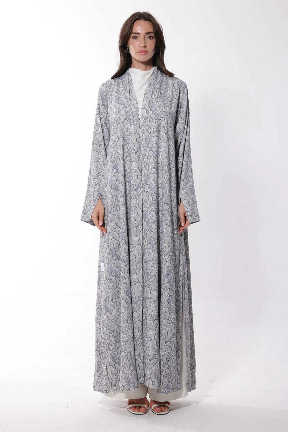 RUSYA ABAYA - BY NOUF - MIRA Y MANO