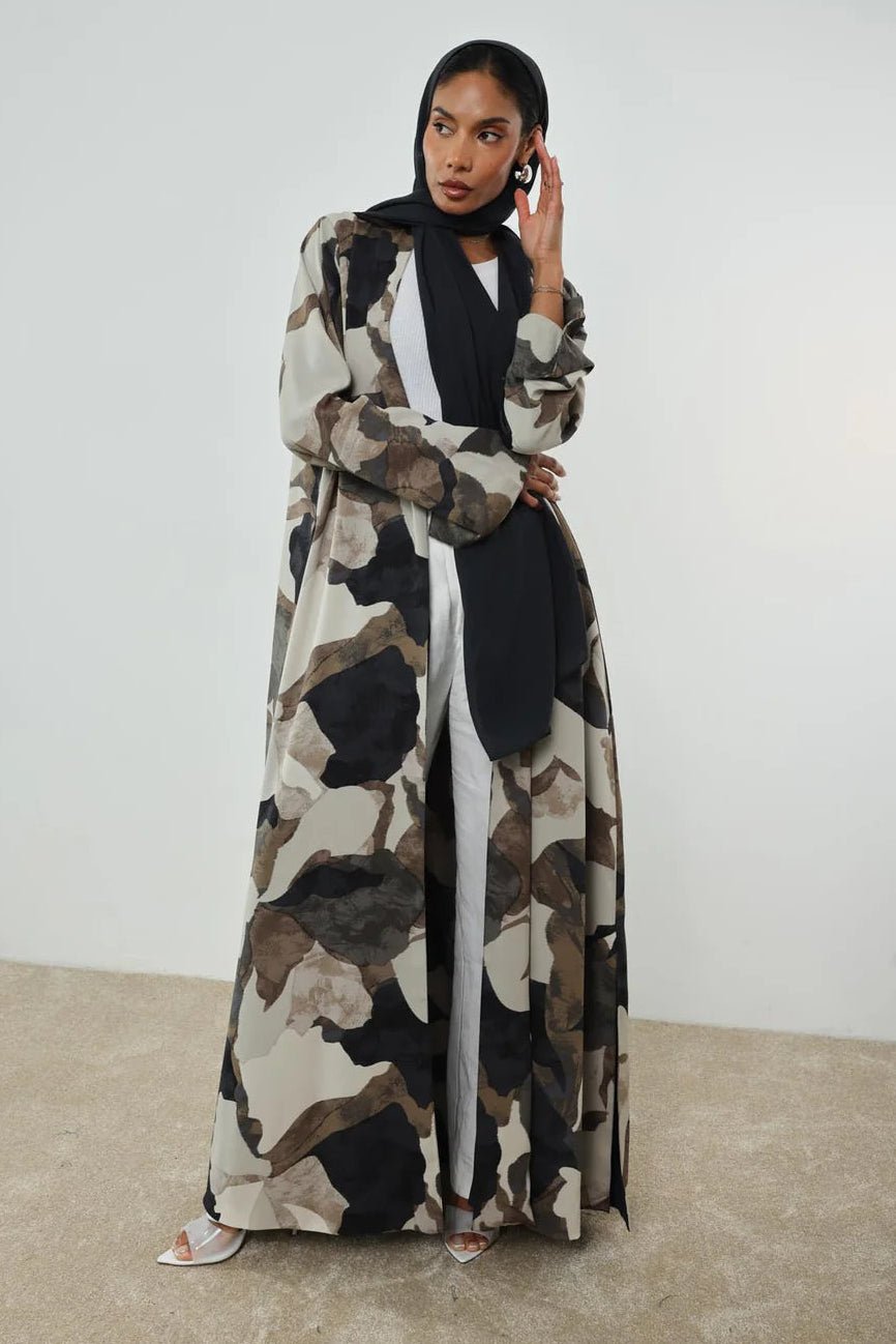 SANDSTONE ABAYA - BY NOUF - MIRA Y MANO