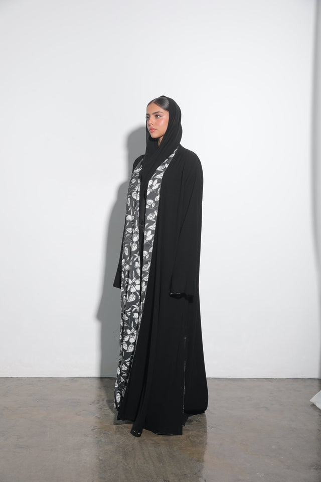 SS24 - N006 ABAYA - BY NOUF - MIRA Y MANO