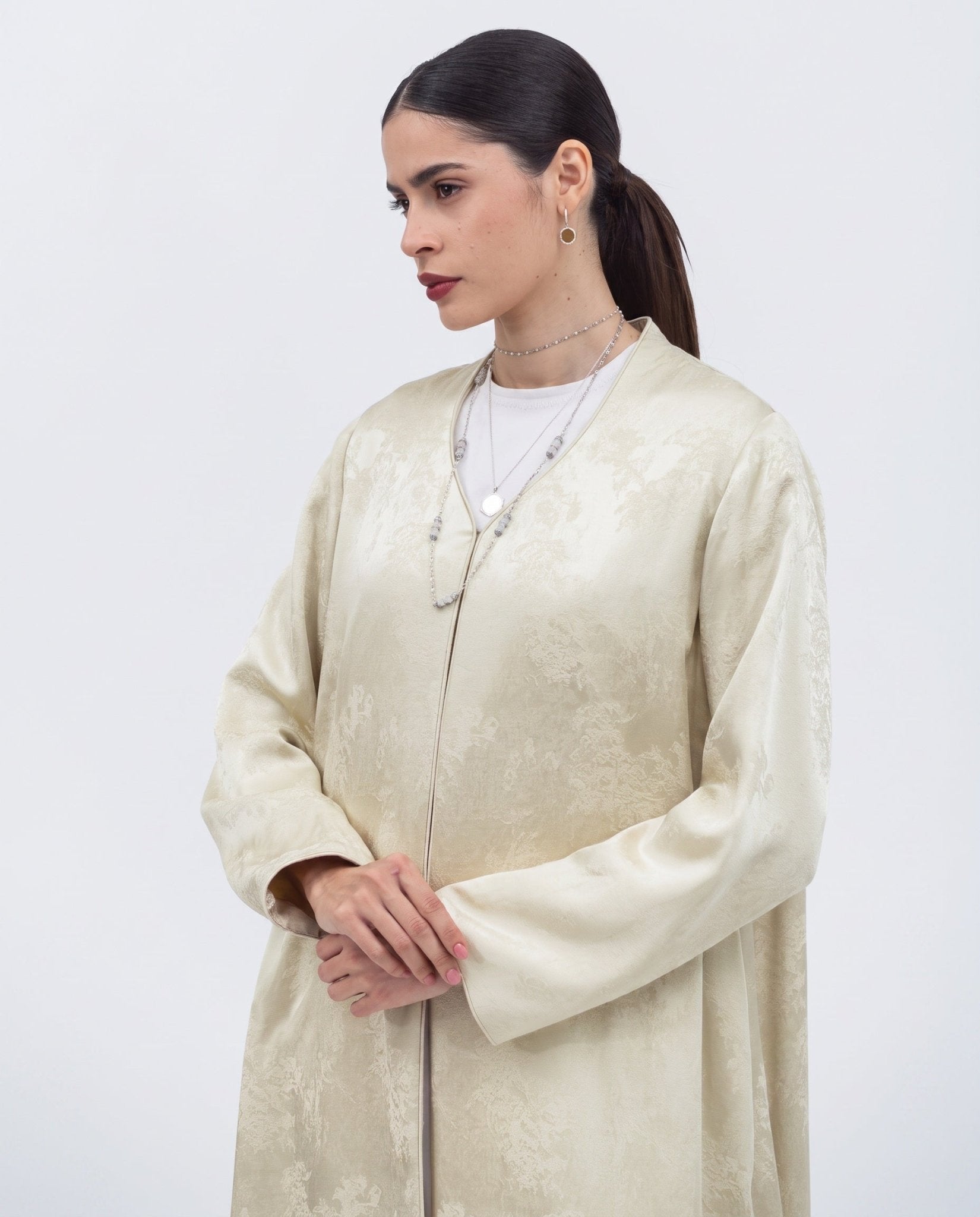 AB-AC-GGRN-JAC – Yellow Abaya - CHIKA - MIRA Y MANO