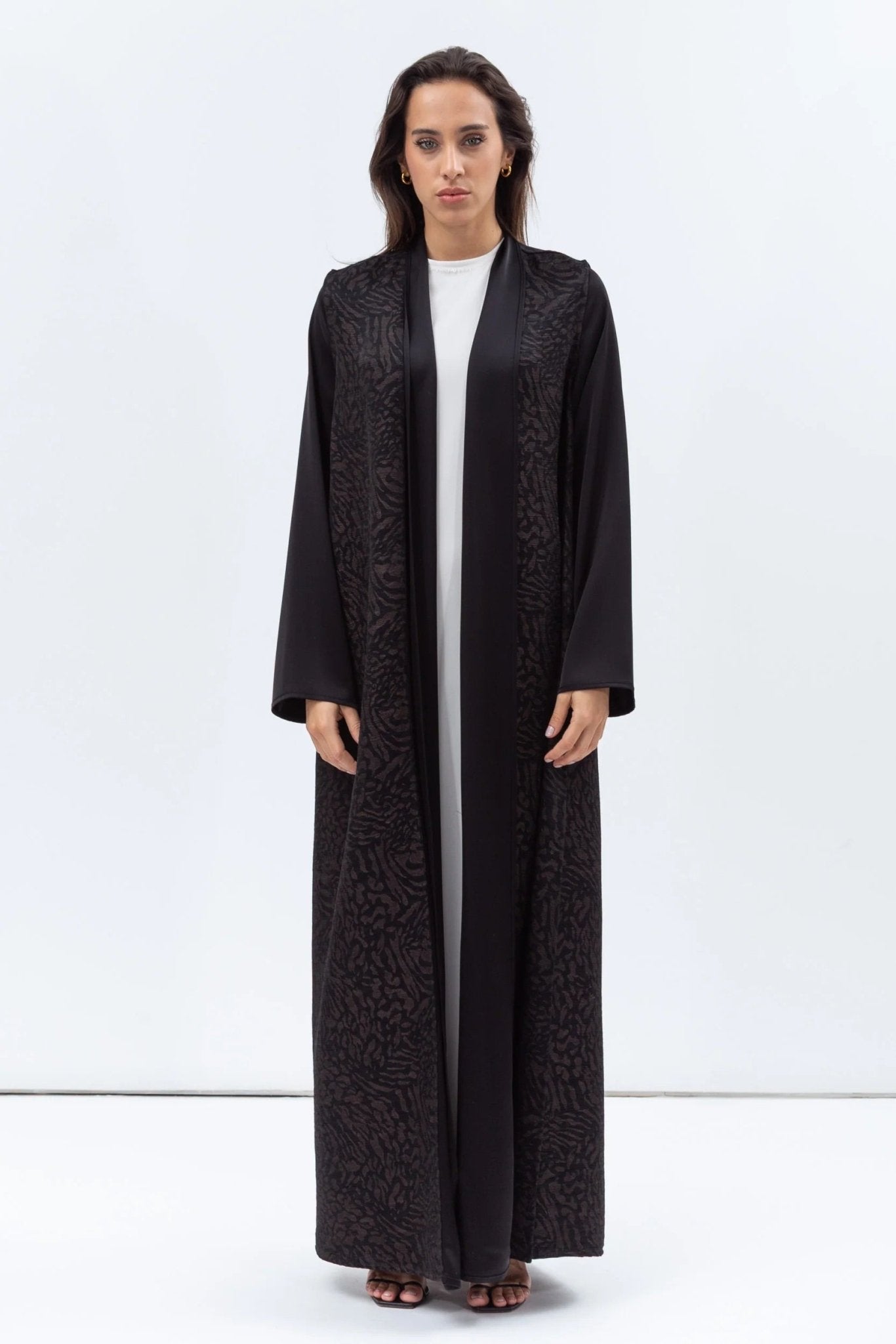 AB - BF - BLK - BGP ABAYA - CHIKA - MIRA Y MANO