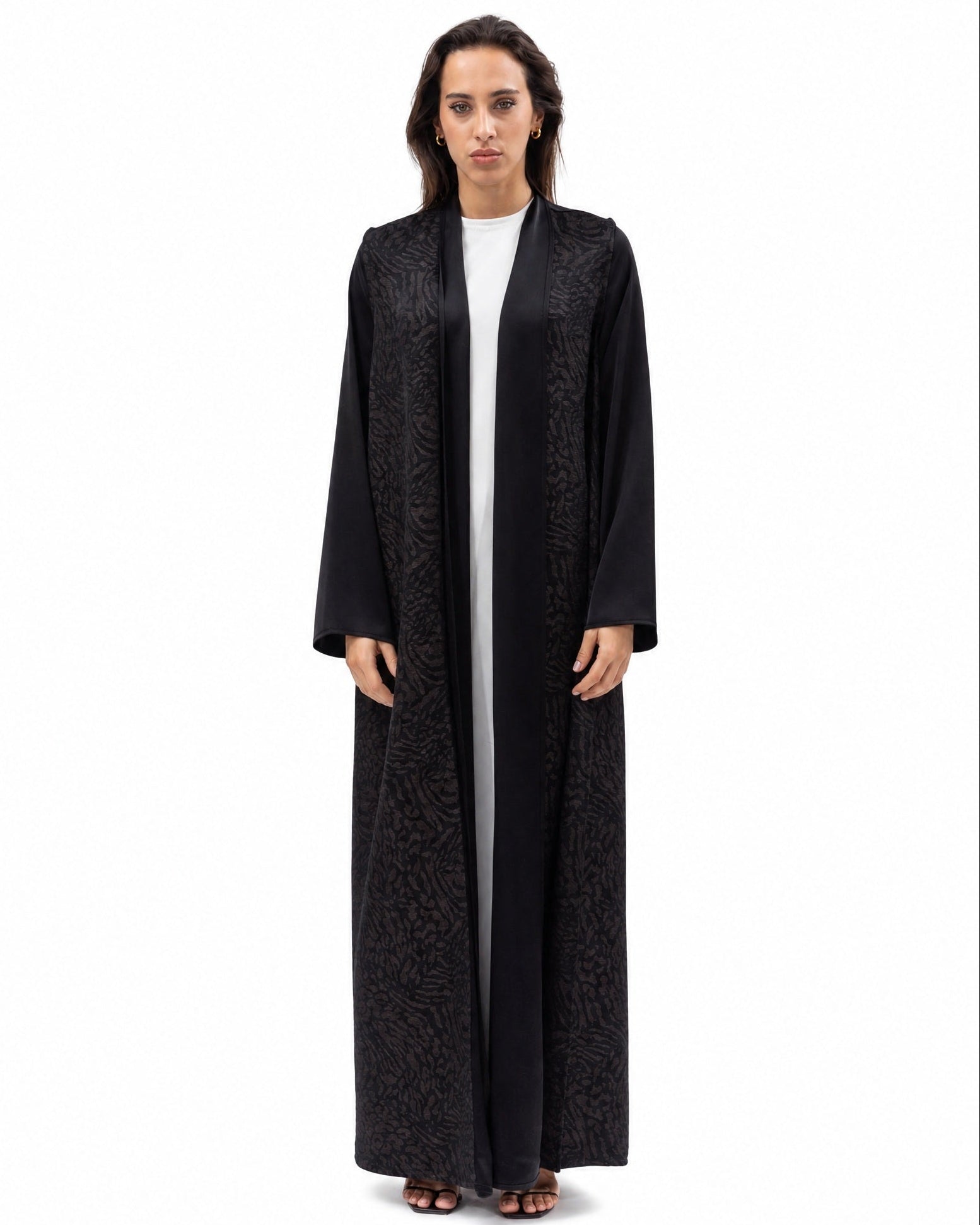 AB-BF-BLK-BGP – Black Abaya - CHIKA - MIRA Y MANO