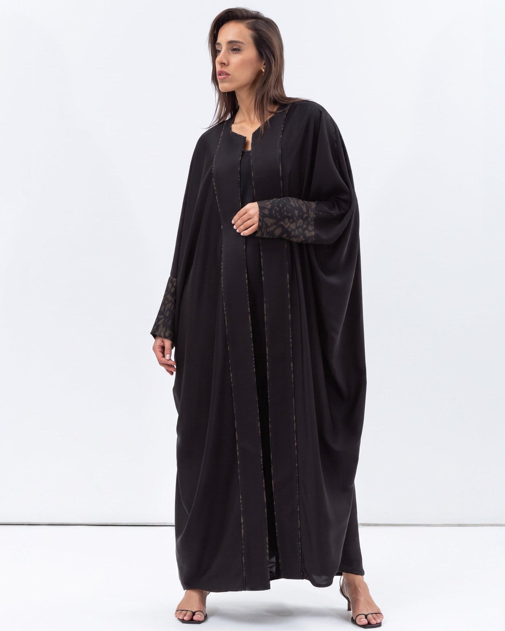 AB-BF-BLK-BGP – Black Abaya – Product image 4