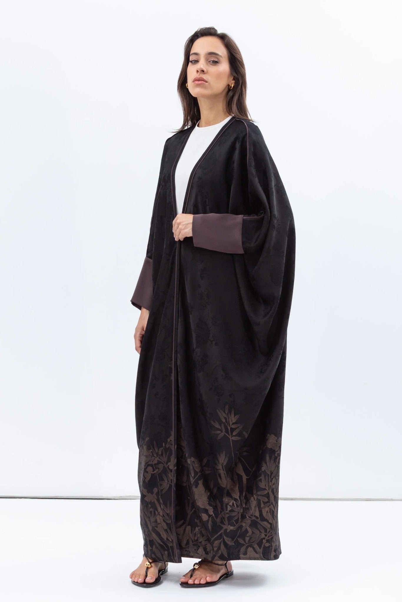 AB - BF - BLK - CPR ABAYA - CHIKA - MIRA Y MANO