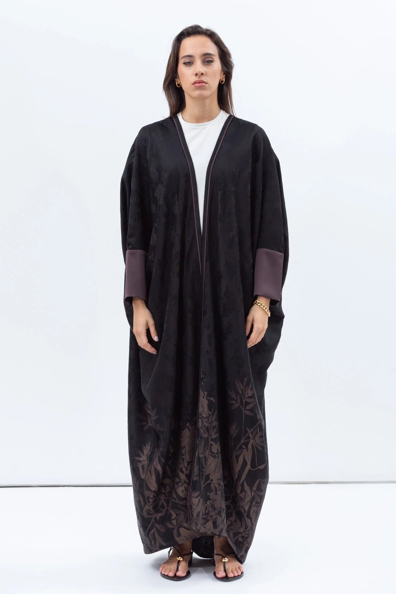 AB - BF - BLK - CPR ABAYA - CHIKA - MIRA Y MANO