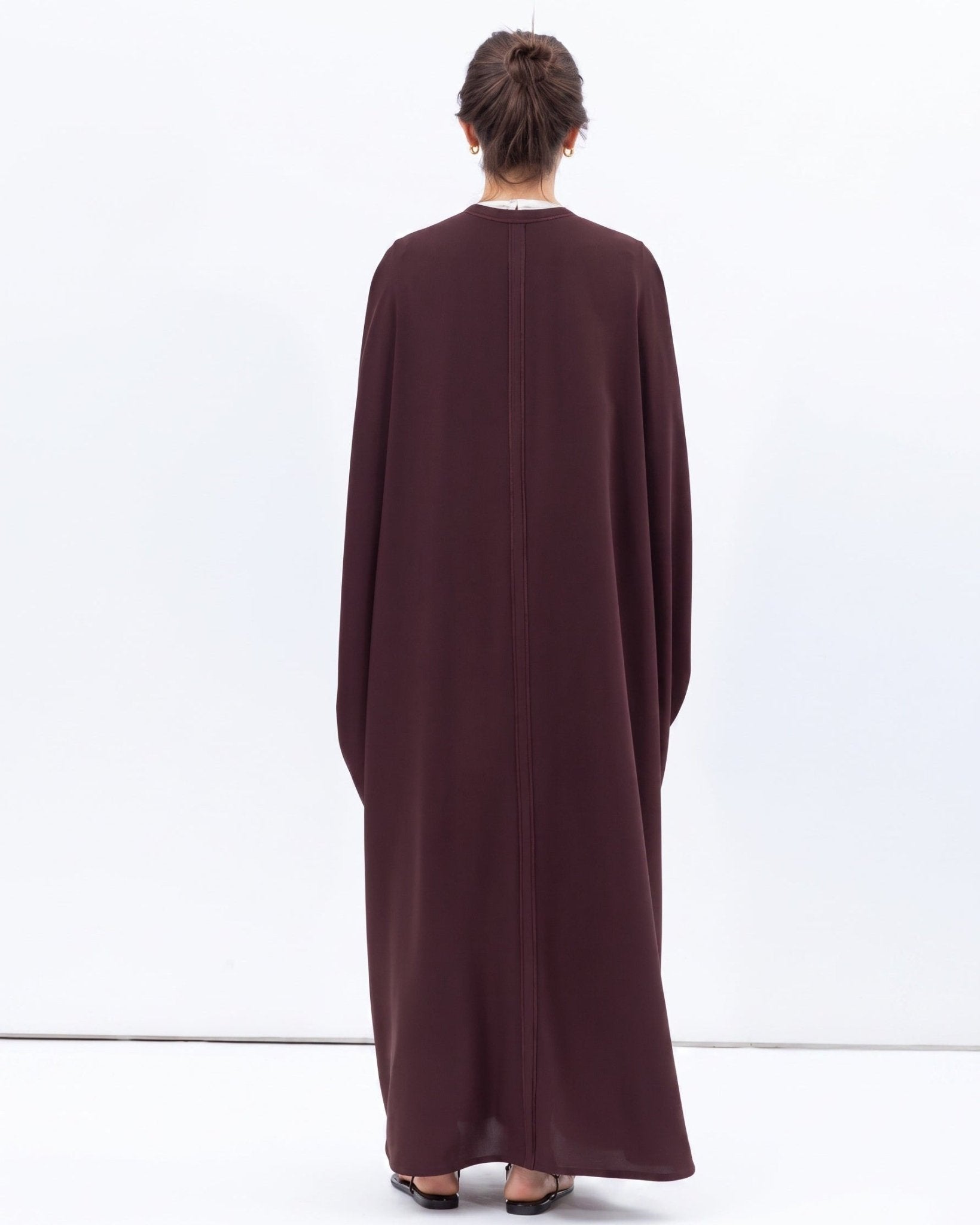 AB-BF-BRG – Burgundy Crepe Abaya - CHIKA - MIRA Y MANO