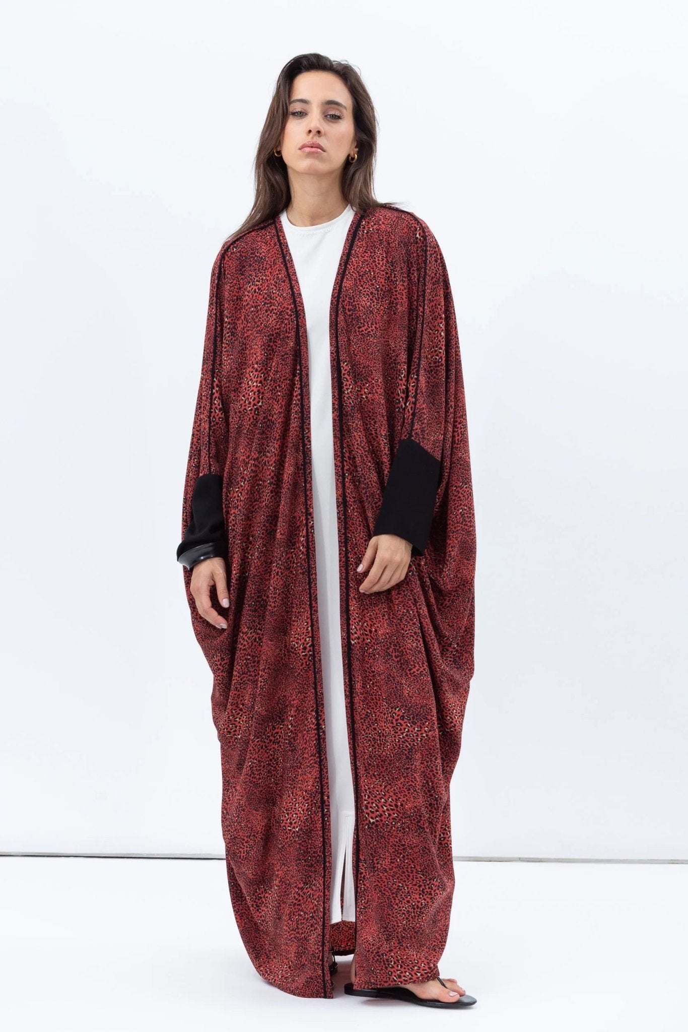 AB - BF - CRL ABAYA - CHIKA - MIRA Y MANO