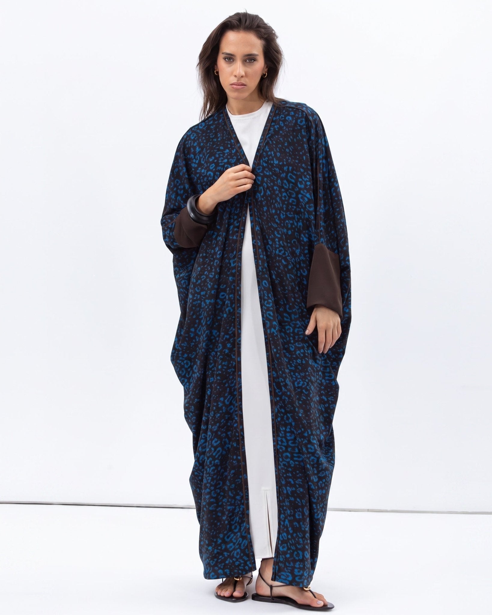 AB-BF-LCF-BLU-BRN – Blue Abaya - CHIKA - MIRA Y MANO