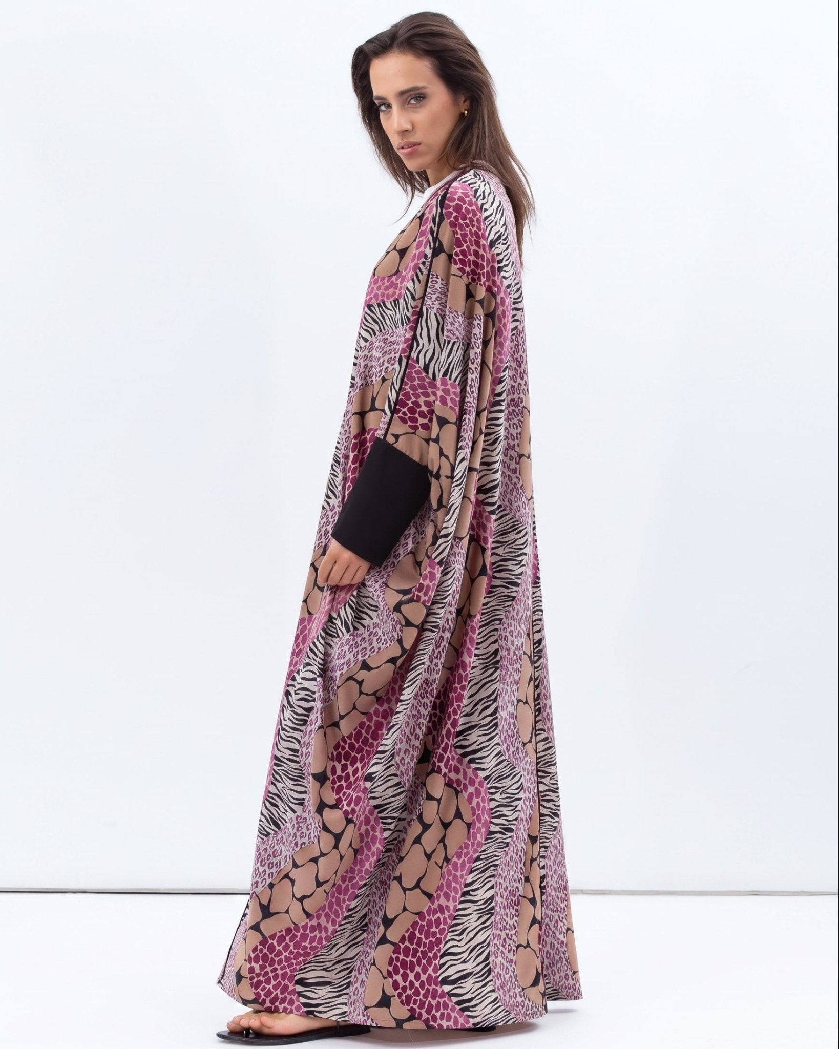 AB-BF-MP-BD – Printed Crepe Abaya - CHIKA - MIRA Y MANO