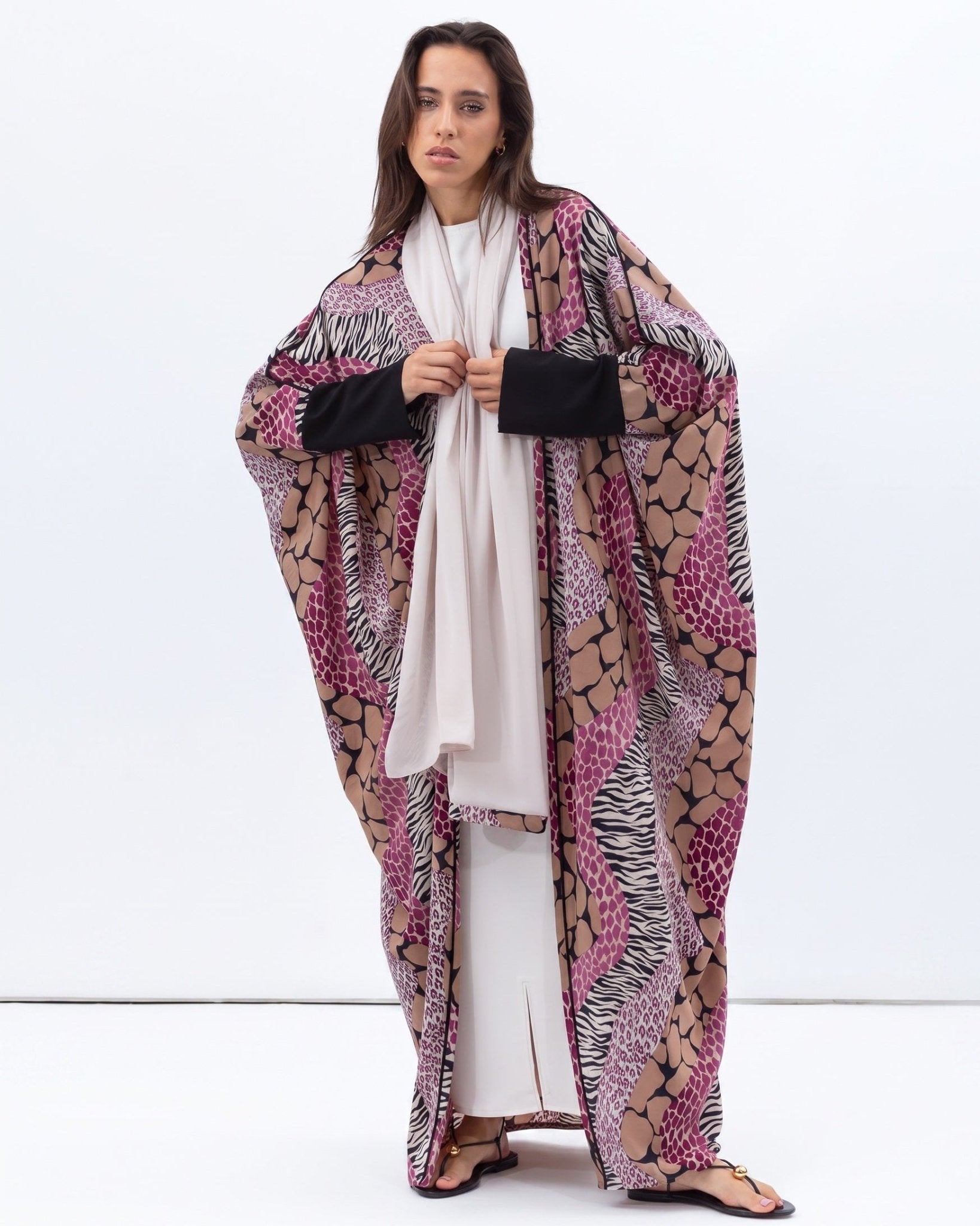 AB-BF-MP-BD – Printed Crepe Abaya - CHIKA - MIRA Y MANO