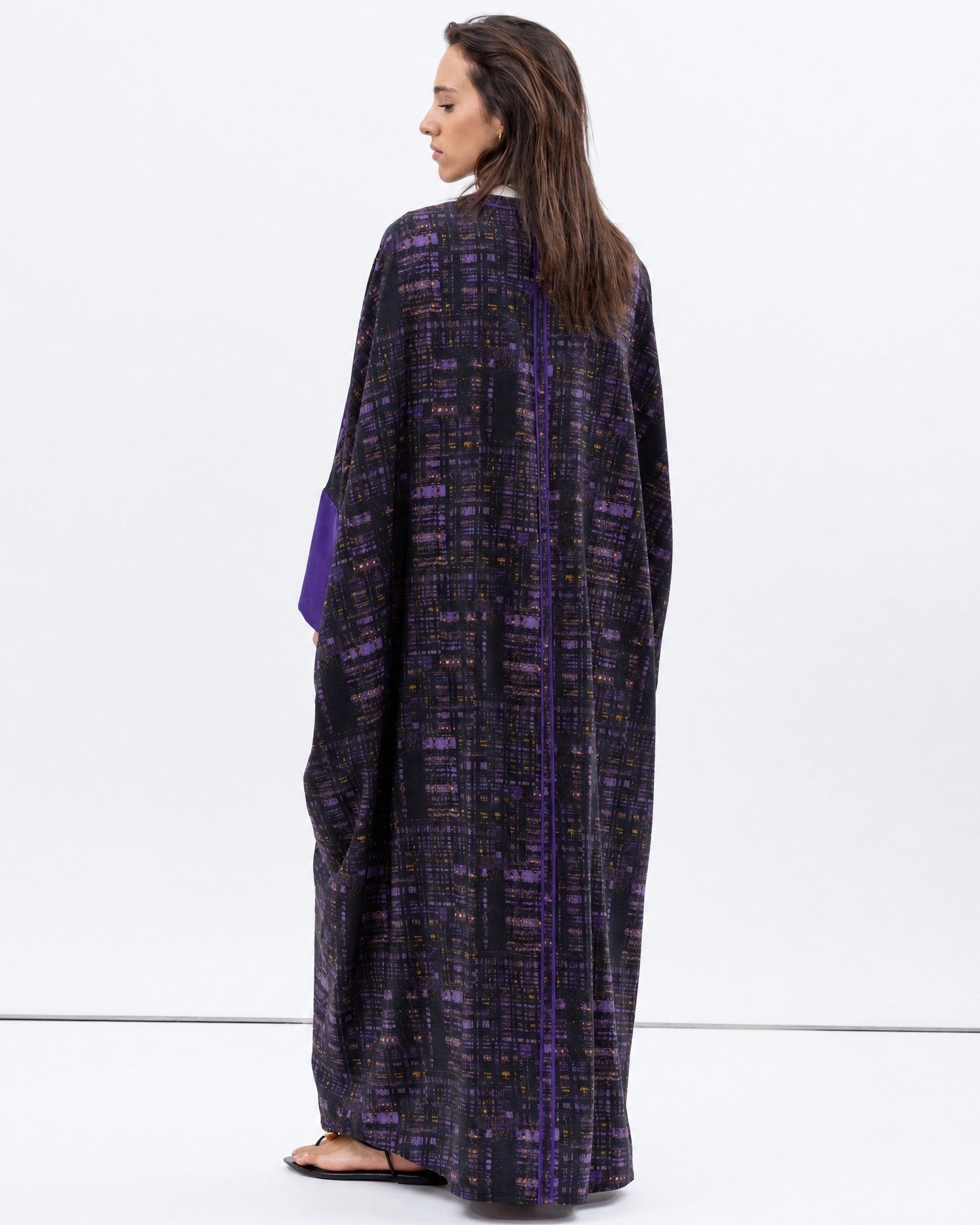 AB-BF-PRP – Multi Color Crepe Abaya - CHIKA - MIRA Y MANO